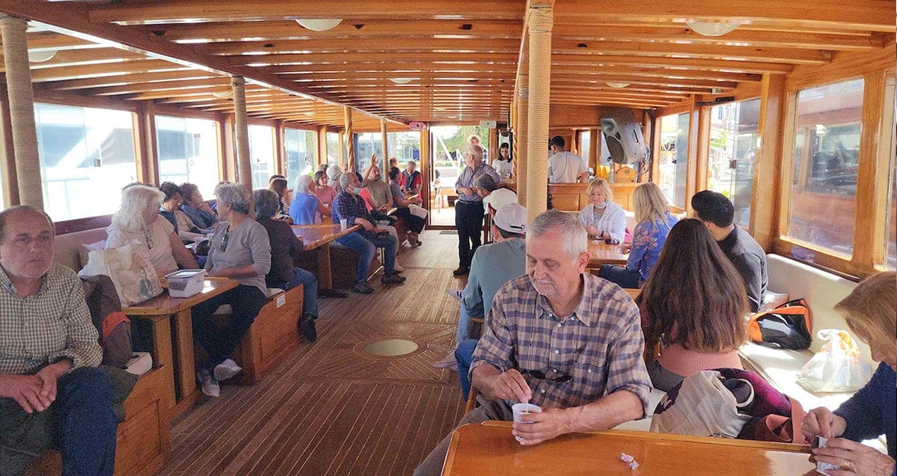 Muğlalı çevreciler şokta “Bodrum koylarında hırsız var” diye eylem yapacakları limandan dışarı çıkamadılar