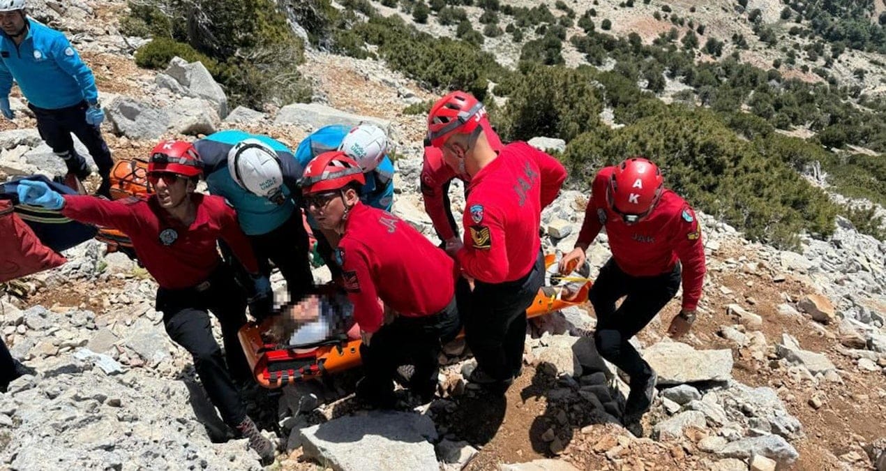 Paraşüt faciası: 2 kişi feci şekilde can verdi