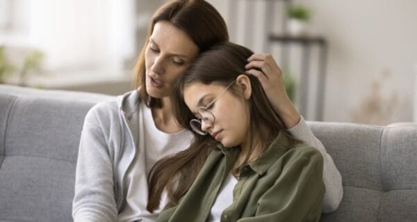 Anne-babanın bu alışkanlığı çocuklarda depresyon riskini artırıyor