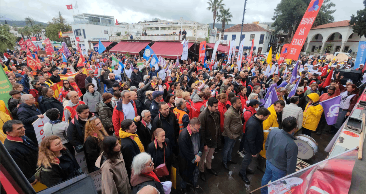 Bodrum’da yağmur altında 1 mayıs coşkusu