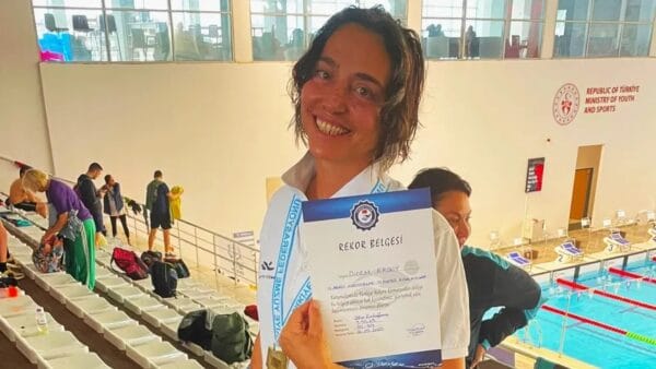 Bodrumspor Master Yüzücülerinden Antalya'da Madalya ve Rekor Şöleni Bodrumspor Master Yüzücülerinden Antalya'da Madalya ve Rekor Şöleni