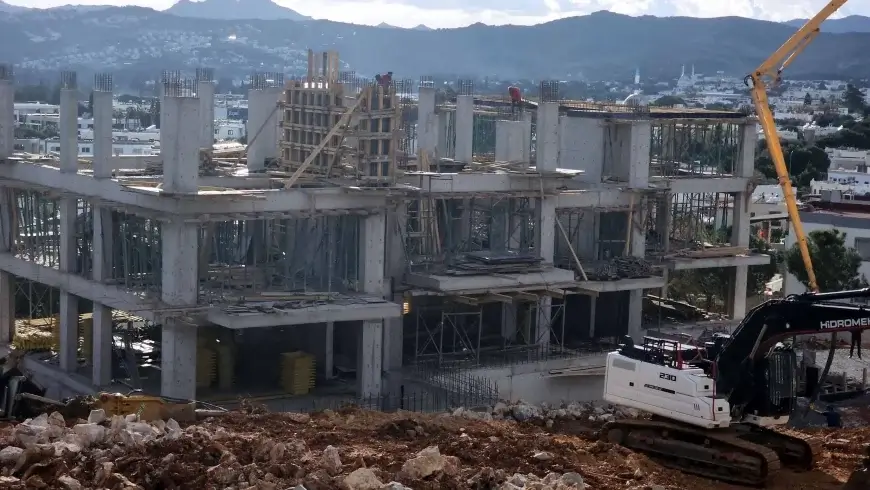 Bakanlık inşaat yasağını 15 gün erteledi, turizmciler tepki gösterdi