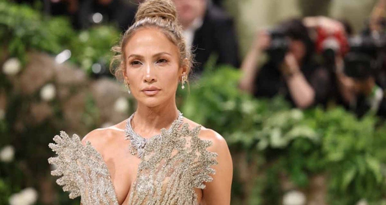 Jennifer Lopez’in kulis istekleri arasında bu sebzeler dikkat çekti!
