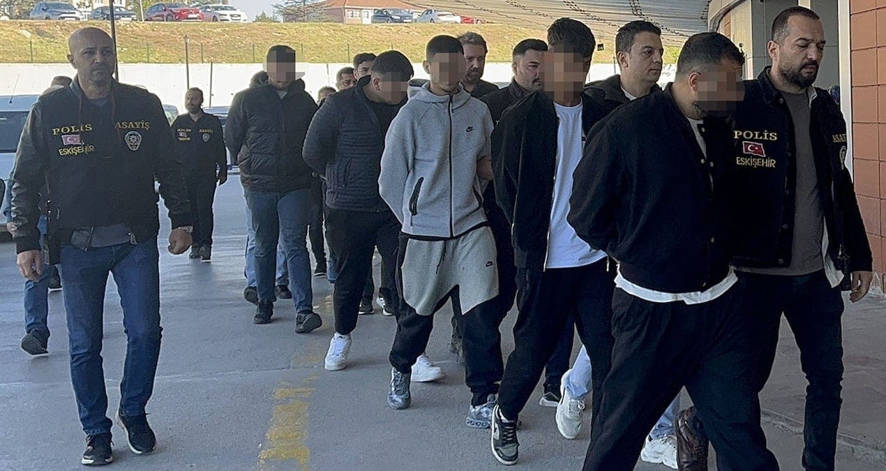 Sahte gram altın operasyonu: 3 ilde 8 kişi gözaltına alındı