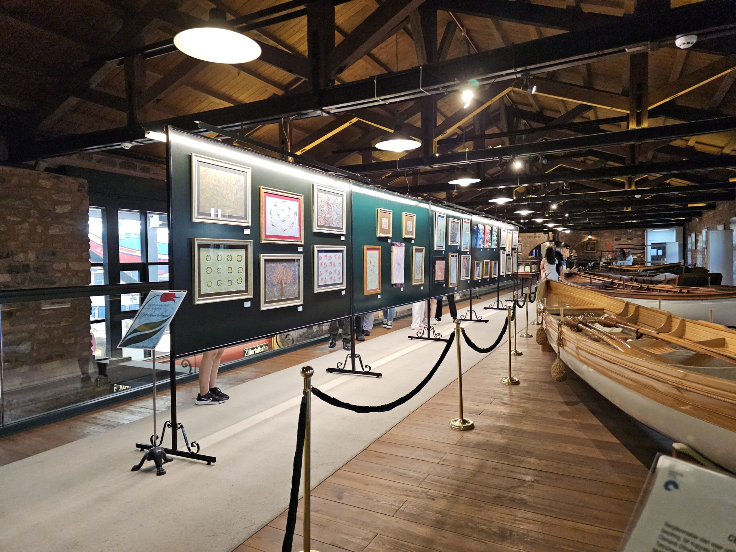 Rahmi M. Koç Müzesi’nde Boyanın Suyla Dansı: Ebru Sergisi