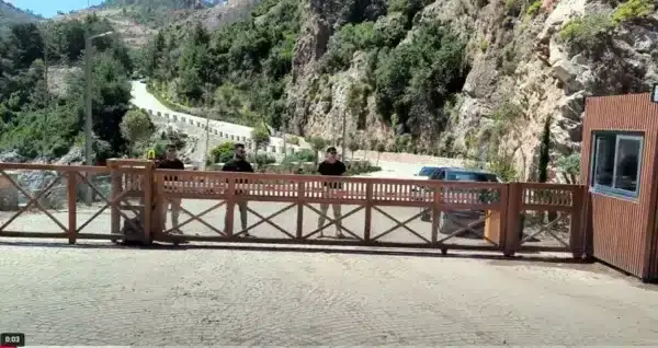 Sinpaş Kızılbük Şantiyesinde Kamu Yoluna Kapı Gerginliği: Vatandaşlar İçeri Alınmadı