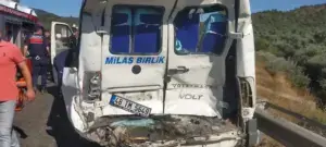 Milas-Söke Yolunda Feci Kaza: Yolcu Minibüsüne Beton Mikseri Çarptı, 1 Kişi Hayatını Kaybetti