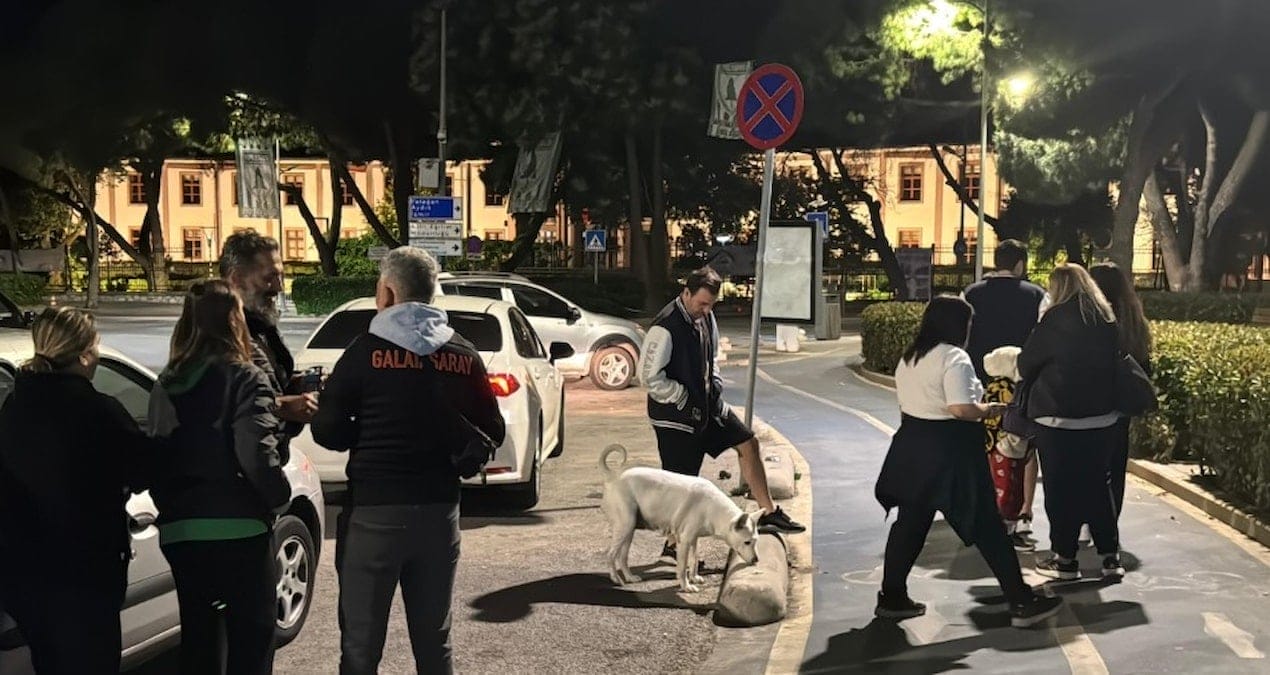 Sabahki depremde panik atak geçiren 14 yaşındaki kız kurtarılamadı