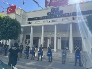 CHP’li Belediye Başkanlarına Operasyon: Böcek, Karalar, Tutdere ve 11 İsim Gözaltına Alındı