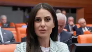 CHP’li Gizem Özcan’dan Kıyı Kenar Düzenlemesine Sert Tepki: “Kamuya açık diyerek halkı kandıramazsınız”
