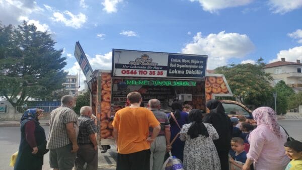 Hayır Lokması Hizmetinde Deneyimin Önemi