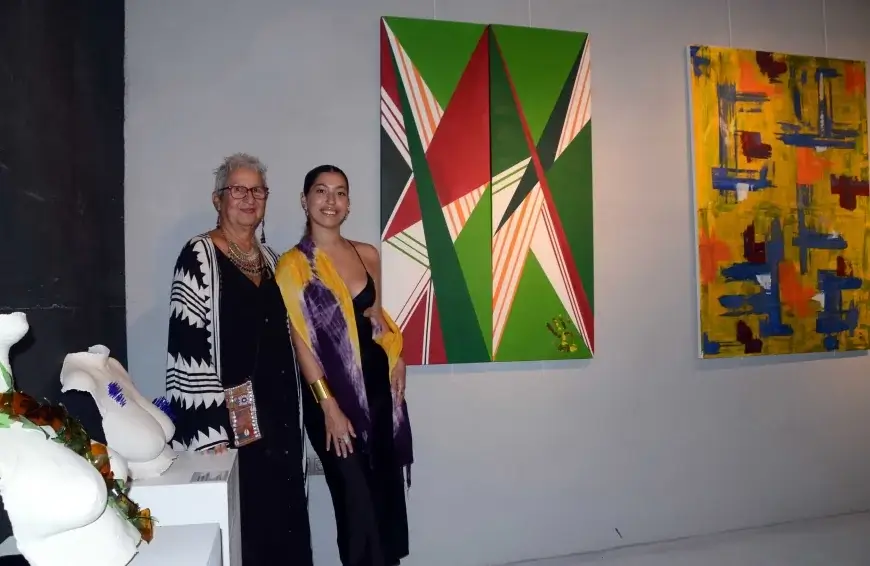 Bodrum’da kuşaklar arası sanat buluşması: “İlk ve Son” sergisi açıldı