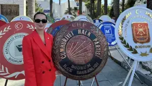 Bodrum’da Zafer Bayramı töreninde çelenk krizi iddiası