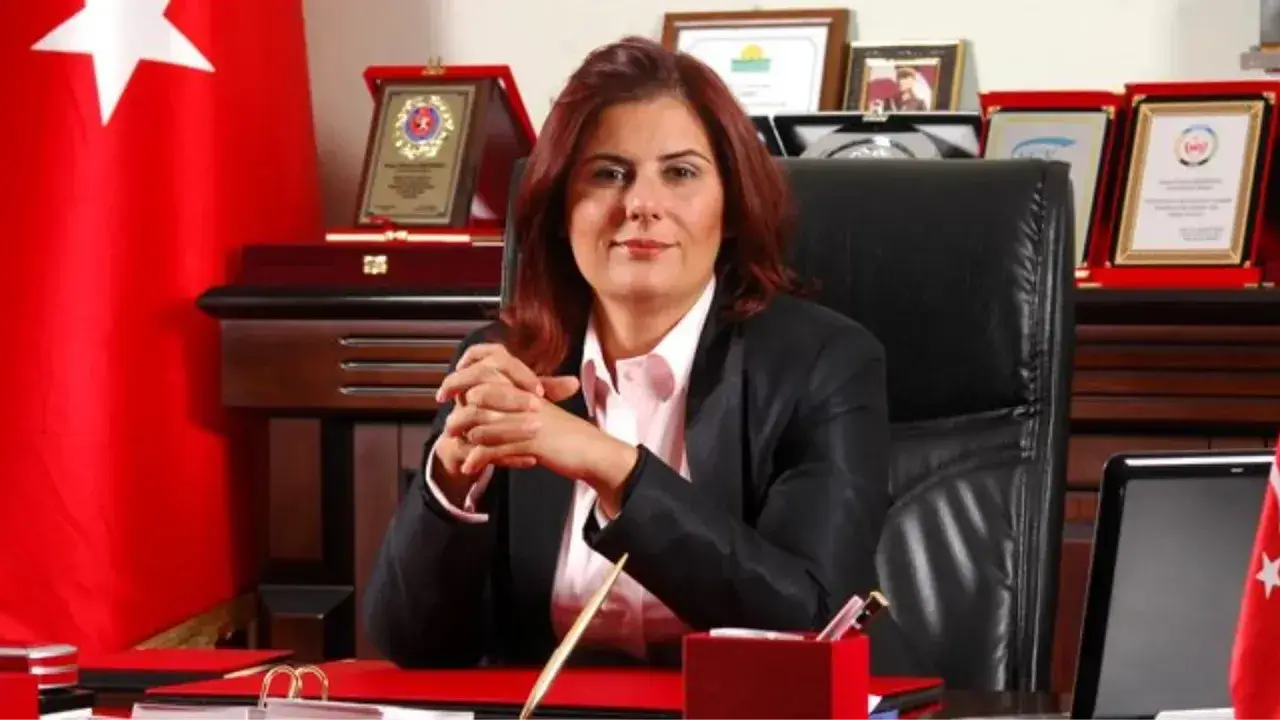 Özlem Çerçioğlu AK Parti’ye mi Geçiyor?