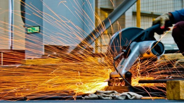 4140 Çeliğin Teknik Özellikleri; Çekme Dayanımı, Sertlik, İşlenebilirlik