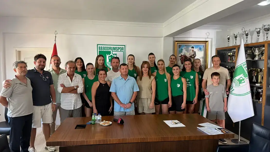 Bodrumspor Voleybol Şubesi 11 İmza ile Yeni Sezona Güçlü Başladı