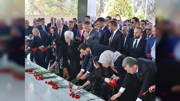 Demokratlar Konfederasyonu’ndan 27 Mayıs Darbesi ve Demokrasi Şehitleri İçin Anma Programı