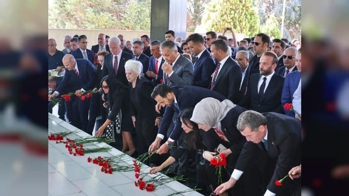 Demokratlar Konfederasyonu’ndan 27 Mayıs Darbesi ve Demokrasi Şehitleri İçin Anma Programı