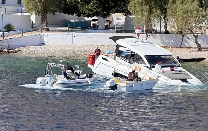 Bodrum’dan kalkan motor yat Sömbeki Adası yakınlarında battı: İki Türk kurtarıldı