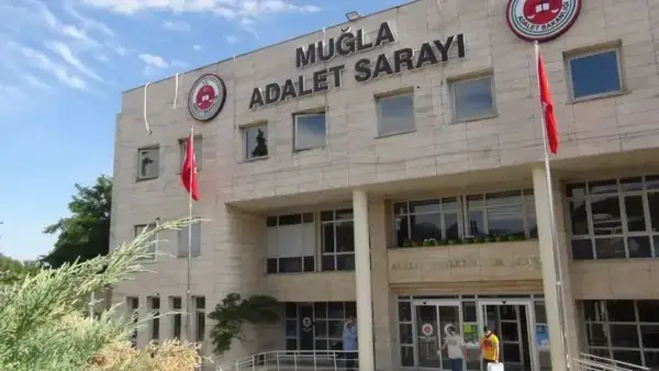 Menteşe’de Başkan Aras’ın ailesinin evine saldırı: İki çocuk tutuklandı