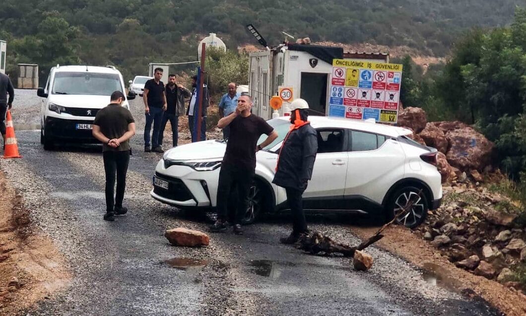 “Hürriyetimizden Alıkonulduk”