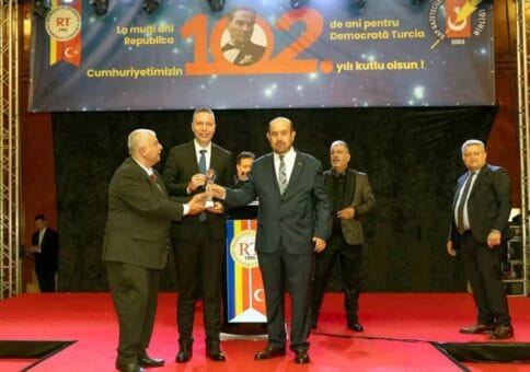 Muğla Valisi Dr. İdris Akbıyık’a GAP Gazeteciler Birliği’nden “Yılın Valisi” Ödülü