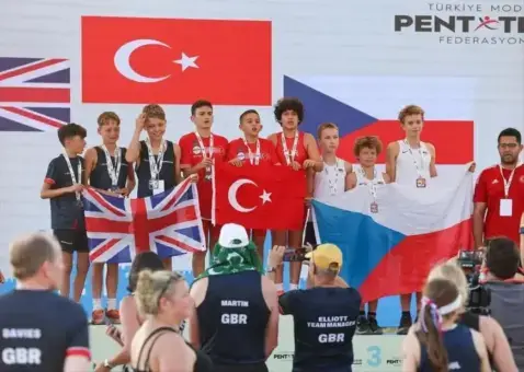 Muğlalı Sporcu Kerem Batur Genç Alanya Şampiyonasında 8 Madalya Kazandı