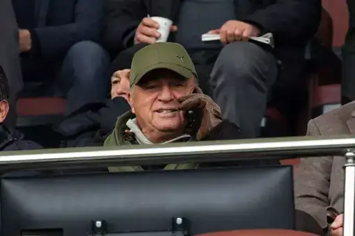 Fatih Terim Sarıyer Bodrum FK Maçını Tribünden İzledi