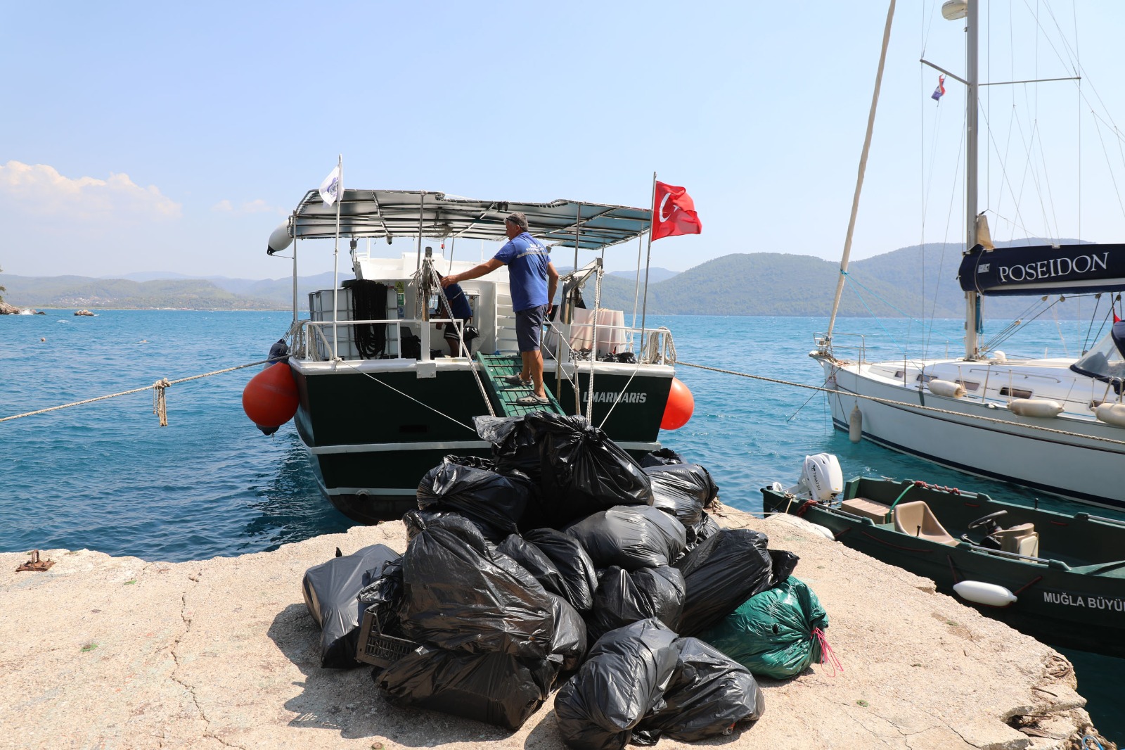 Muğla Büyükşehir Belediyesi Gökova Ve Göcek’te 14 Bin 880 Kilogram Atık Topladı