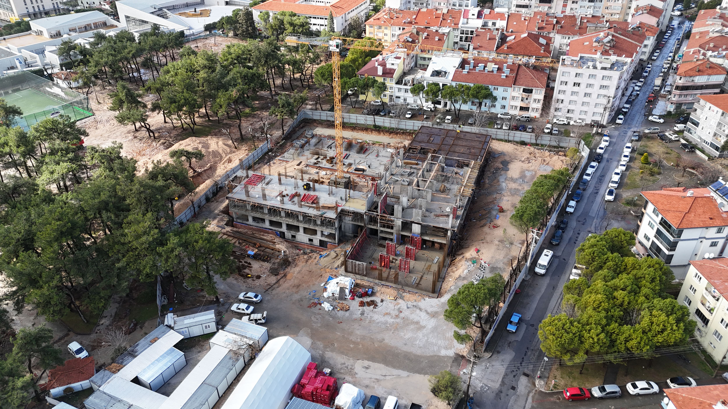 Menteşe’de Yıkılan Abide H. Nuri Öncüer Huzurevi Yeniden Yapılıyor