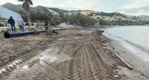 Camel Beach’te Derin Deşarj İddiası: Denize Atık Su Hattı Mı Döşeniyor