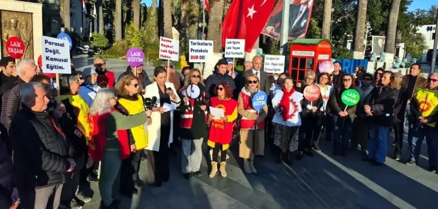 Bodrum’da Laik Eğitim Eylemi: Veliler Ve Demokrasi Güçlerinden Açıklama Bodrum’da Laik Eğitim Eylemi: Veliler Ve Demokrasi Güçlerinden Açıklama