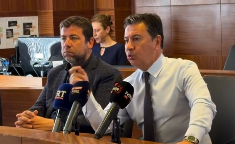 Aras’ın Saray Çıkışında Orhan Dinç Detayı