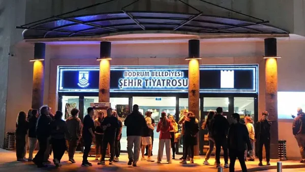 Bodrum’da Sahne Işıkları Cambazın Cenazesi İle Söndü