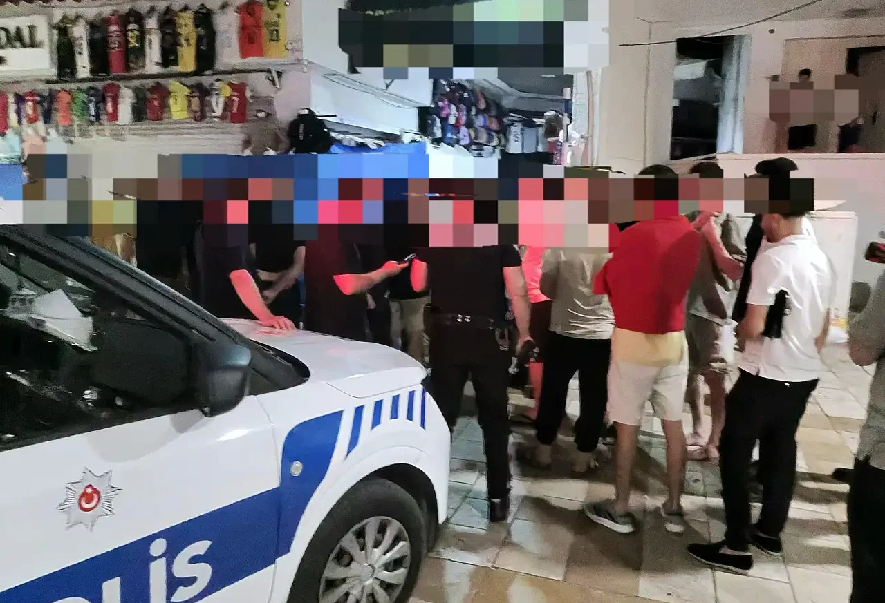 Bodrum Çarşı'sında Silahlı Saldırı: Bir Kişi Yaralandı