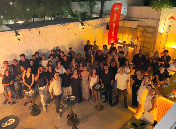 Bahçeşehir Koleji Bodrum mezunları ikinci buluşmada bir araya geldi