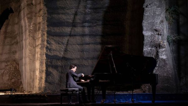23. Gümüşlük Müzik Festivali Attila Szaniszlo ve Teppei Kuroda konseriyle sürdü