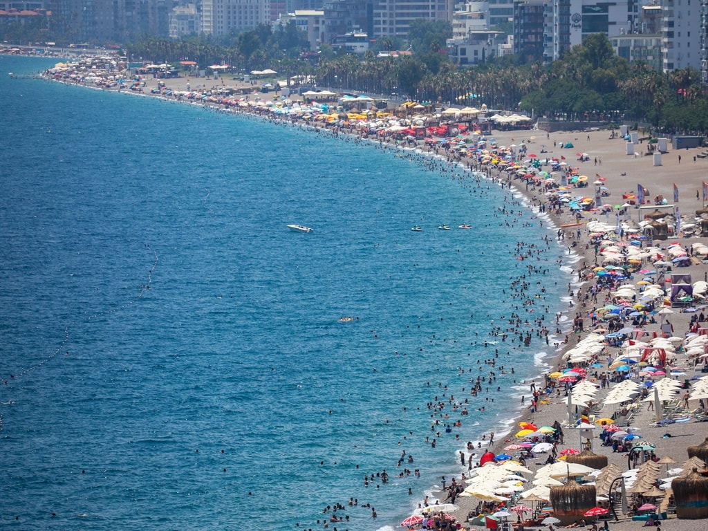 Antalya’da zirve Rusların: 7 ayda rekor