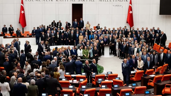 Çerçeve yasa ‘rekor’ oyla Meclis’ten geçti: İşte isim isim, parti parti kullanılan oylar…