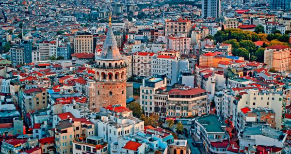Konut yatırımında devran döndü: Bu illerdeki ev sahipleri daha çabuk kazanacak
