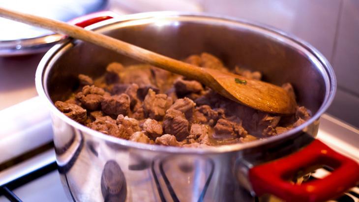 Protein tutkusu ömrü kısaltıyor mu? Yüksek protein trendine yeni uyarı