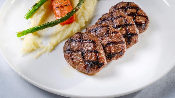 Protein tutkusu ömrü kısaltıyor mu? Yüksek protein trendine yeni uyarı