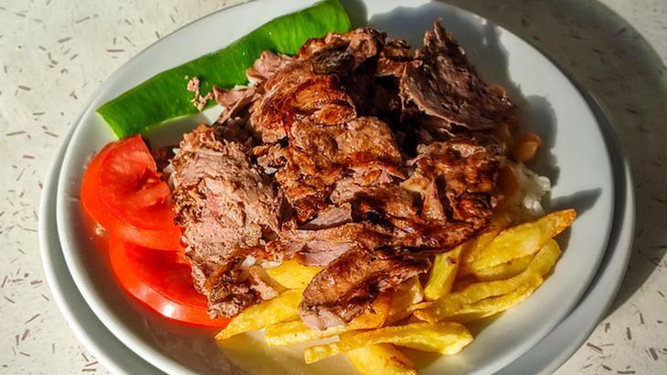 Protein tutkusu ömrü kısaltıyor mu? Yüksek protein trendine yeni uyarı